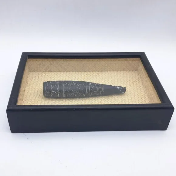 African Statue Shadow Box - Picture 10 of 11